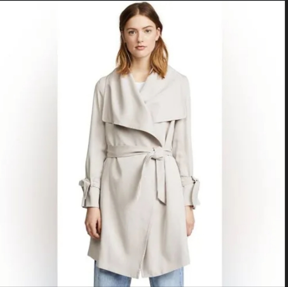 Club Monaco Ladies Trench Coat size Large